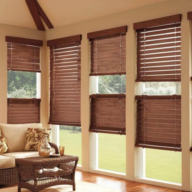 Altana z drewnianymi żaluzjami krok po kroku