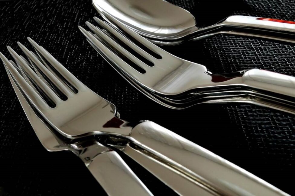 Bezpieczne metody czyszczenia srebrnych widelców