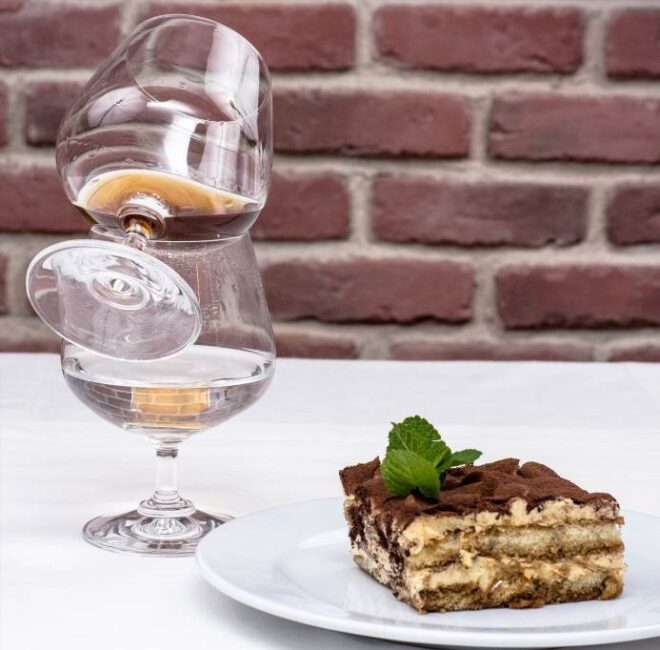 Prosty przepis na kruche ciasto na dużą blachę